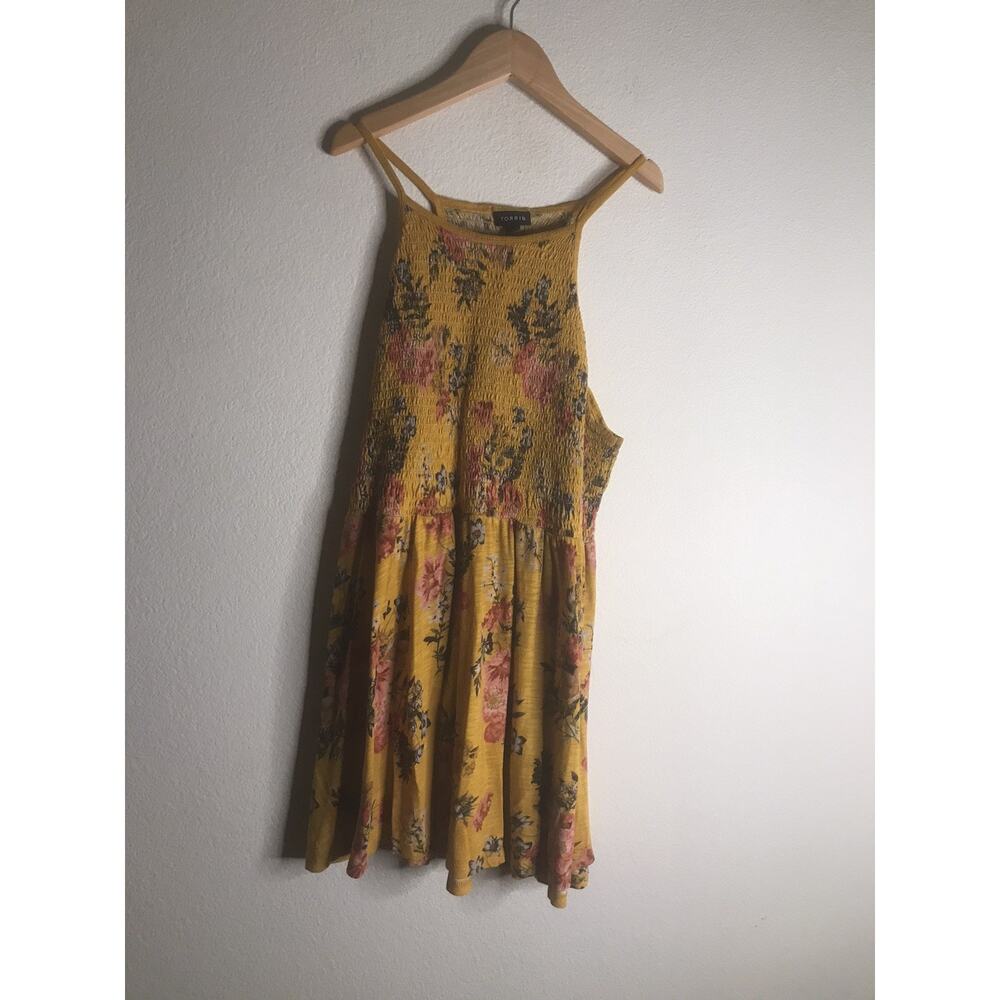 Torrid High Neck Smocked Tunic Top Floral Size 1X Womens - Picture 2 of 6